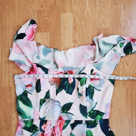 City Chic 'Love Me Do' Floral Cold Shoulder Dress - size 16 - Picture 9 of 14